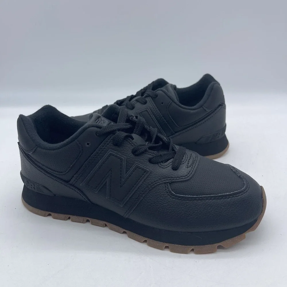 New Balance 574 Classic GC574DFN Kids' Size 6 Running Shoes Black Gum Sneakers
